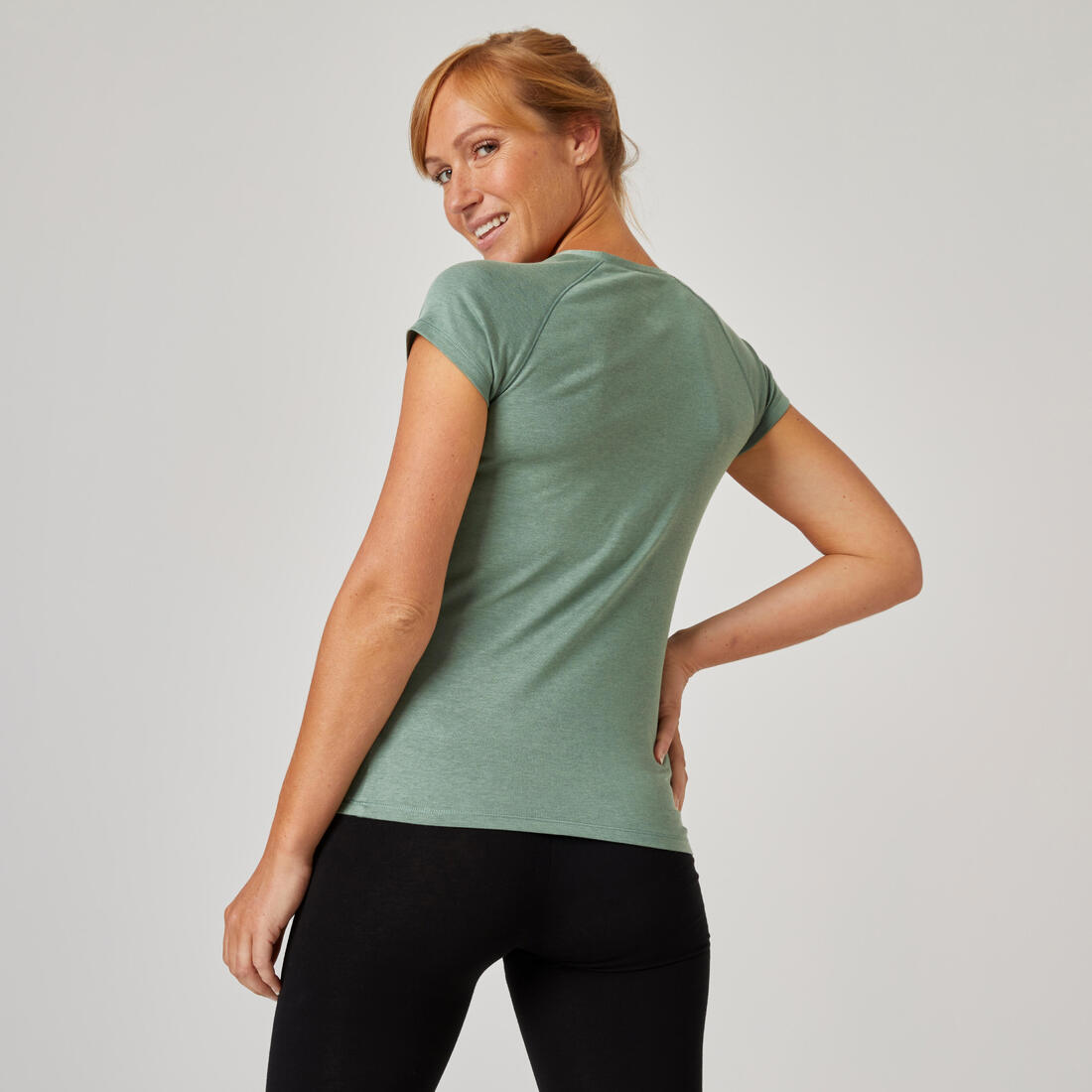 Women's Slim-Fit Fitness T-Shirt 500