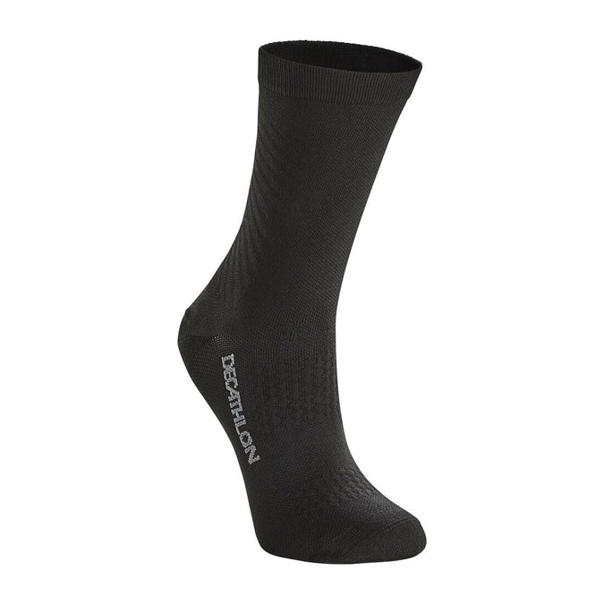 





Summer Road Cycling Socks 900 - Black, photo 1 of 3