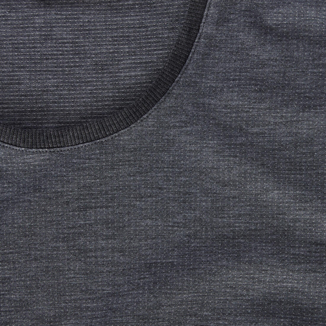 Soft and breathable women's running T-shirt