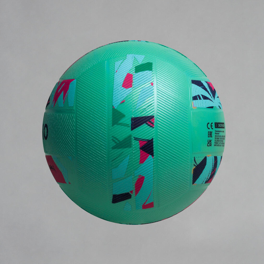 LARGE GRIP POOL BALL