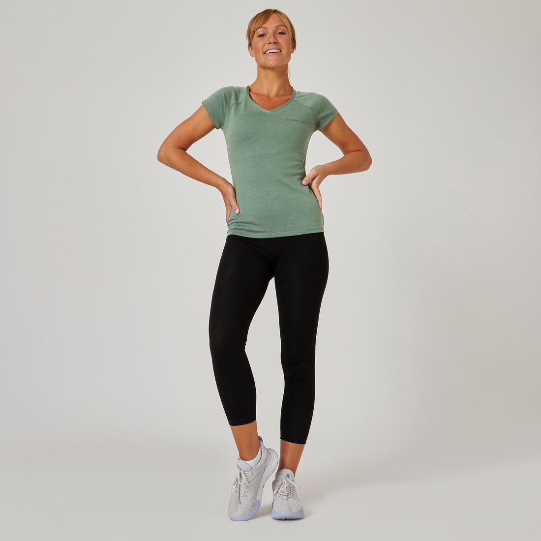 Women's Slim-Fit Fitness T-Shirt 500
