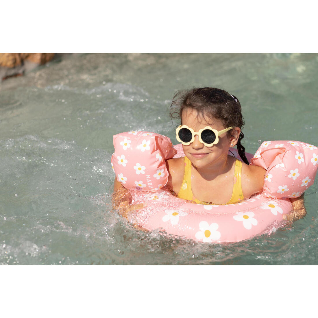 Kids' Swimming armbands with "FLOWERS” print - 11-30 kg