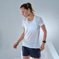 Women’s ultra-light fast hiking T-shirt FH 500.
