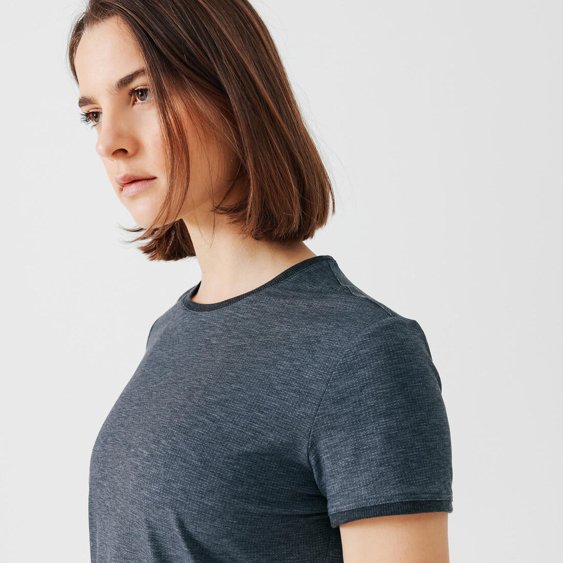 Soft and breathable women's running T-shirt